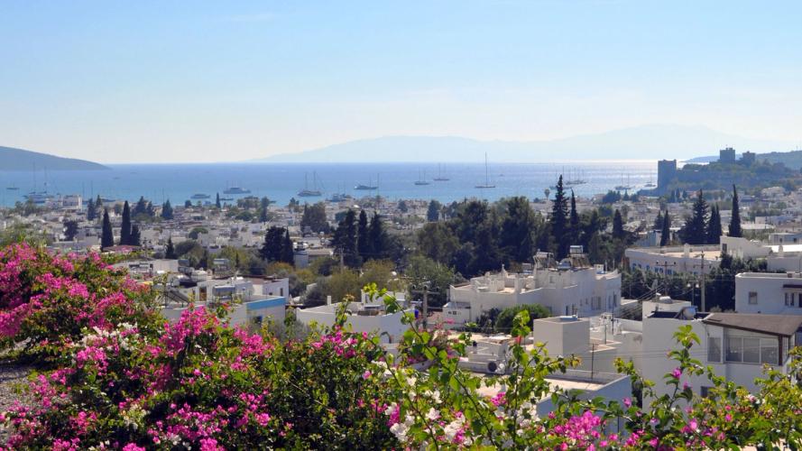 Utsikt over Bodrum og Egeerhavet i Tyrkia