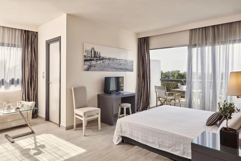 All Senses Ocean Blue Seaside Resort - Image 7