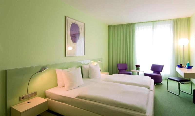 Park Plaza Berlin - Image 9