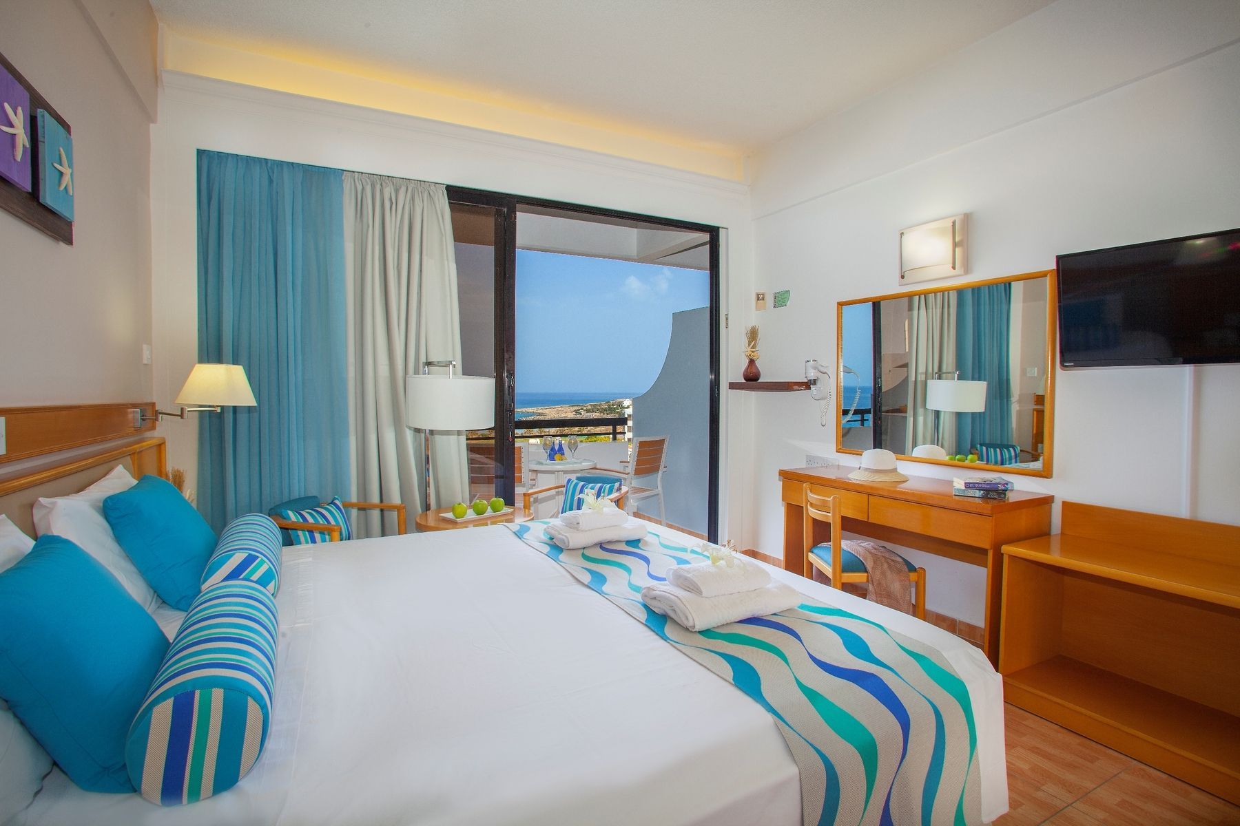 Hotellbilder av Cavo Maris Beach Hotel - nummer 1 av 10