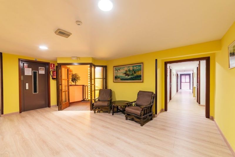 Hotel Continental - Image 6