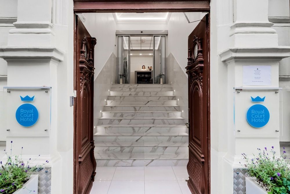 Royal Court Hotel - Image 1