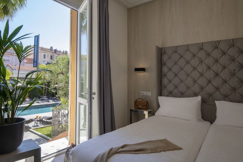 Golden Tulip Cannes Hotel de Paris - Image 3