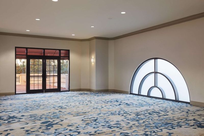 DoubleTree by Hilton Hotel Orlando at SeaWorld - Image 8