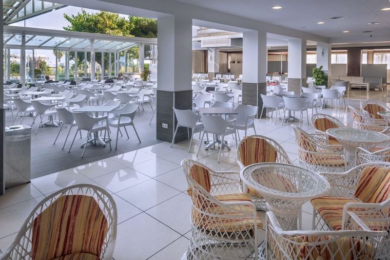 Hotel Sorra Daurada Splash - Image 8