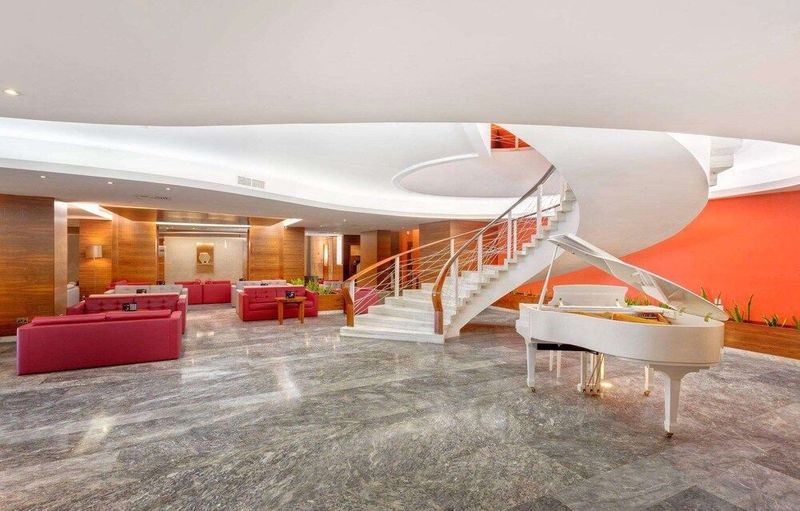 The Preluna Hotel - Image 8