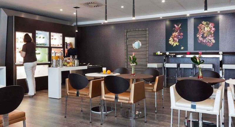 Suite Novotel Malaga Centro - Image 8