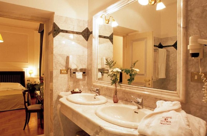 Hotel Flora - Image 7