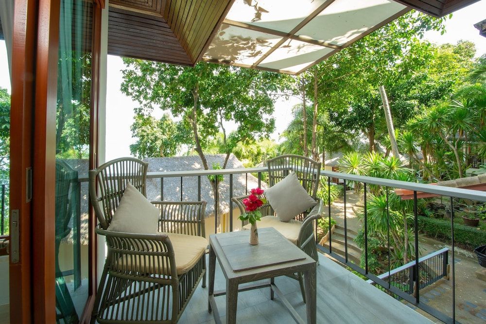 Coral Cliff Beach Resort - Image 10