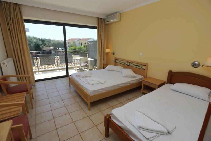 Dassia Holiday Club - Image 7