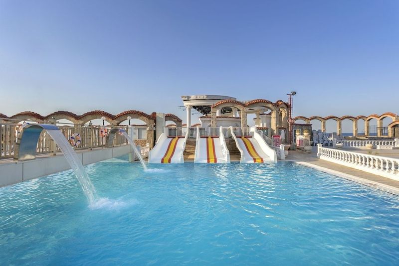 Club Hotel Sera - Image 8