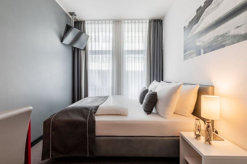 Select Hotel Berlin Gendarmenmarkt - Image 3