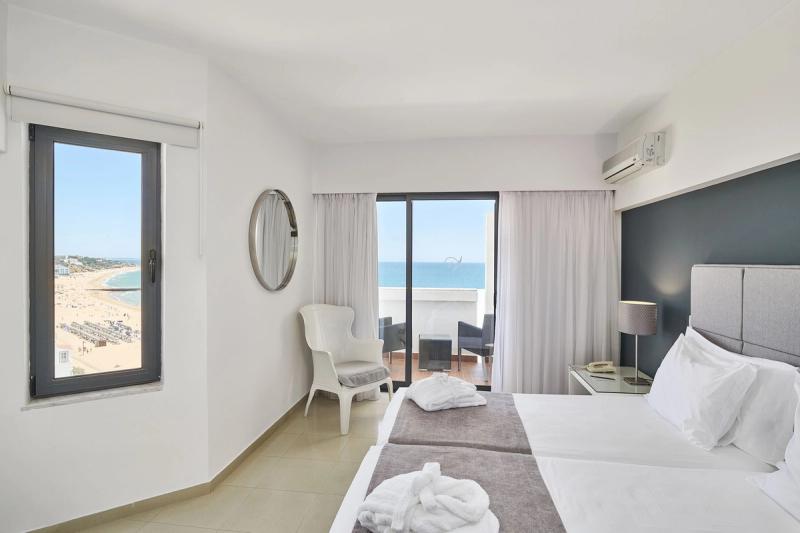 Rocamar Exclusive Hotel & Spa - Image 3