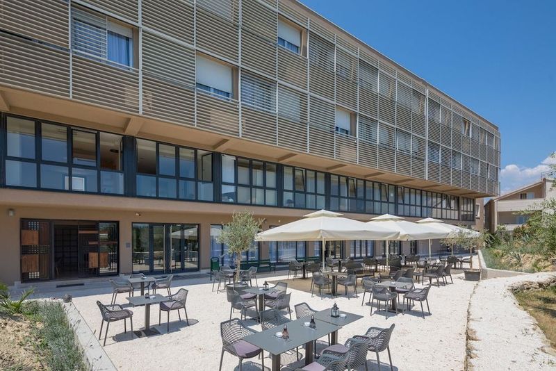 Hotel Pax - Image 1
