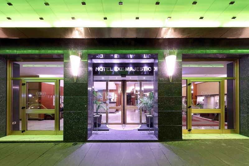 Majestic Hotel - Image 7