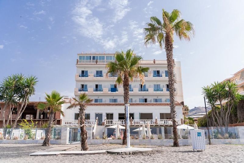 Hotel Santa Rosa - Image 8