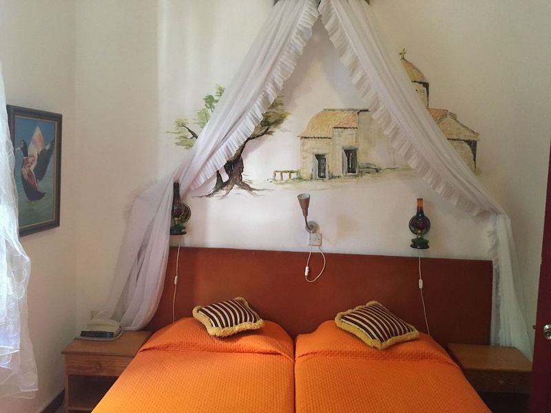 Kiniras Traditional Hotel & Restaurant - Image 3