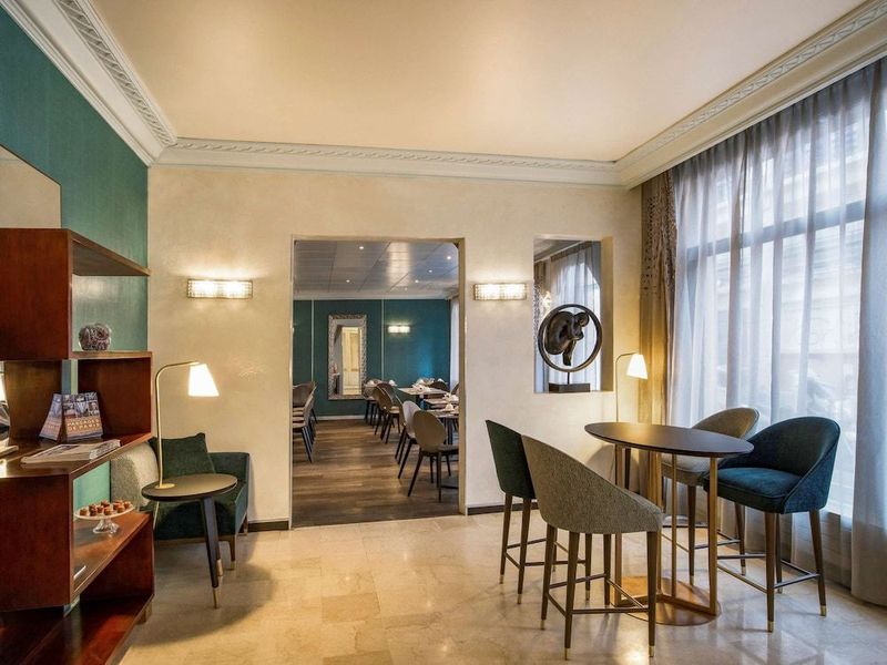 Mercure Paris Opera Faubourg Montmartre - Image 9