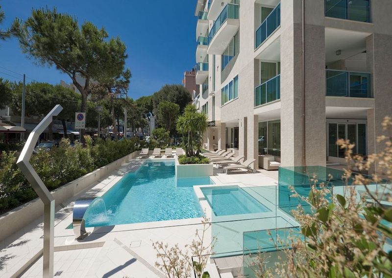 Mercure Rimini Artis - Image 6