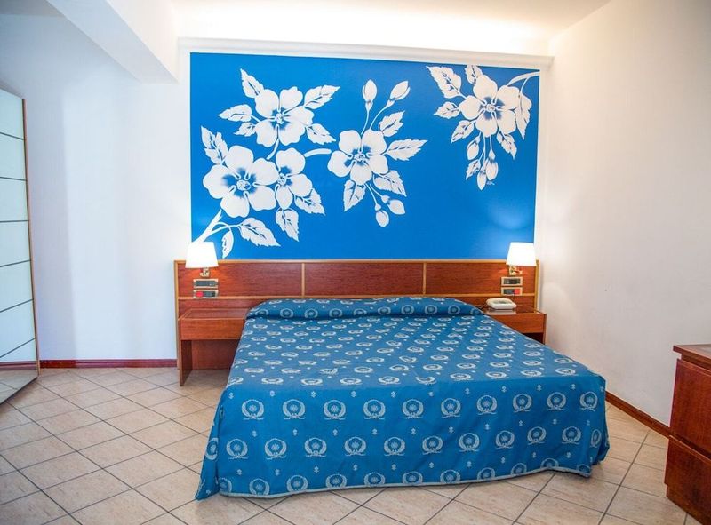 Assinos Palace - Image 4