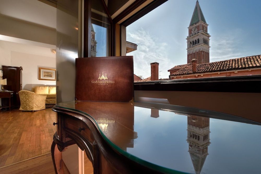 Hotellbilder av Torre dell'Orologio Suites - nummer 1 av 8