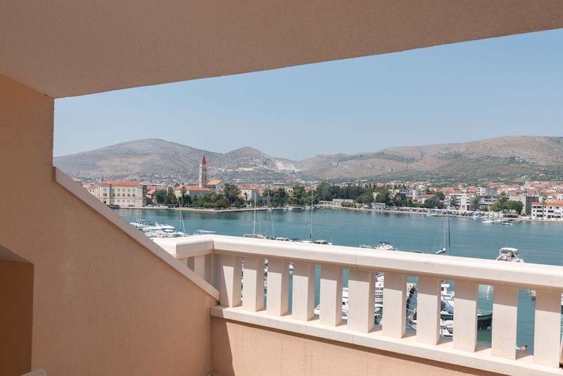Palace Trogir - Image 3