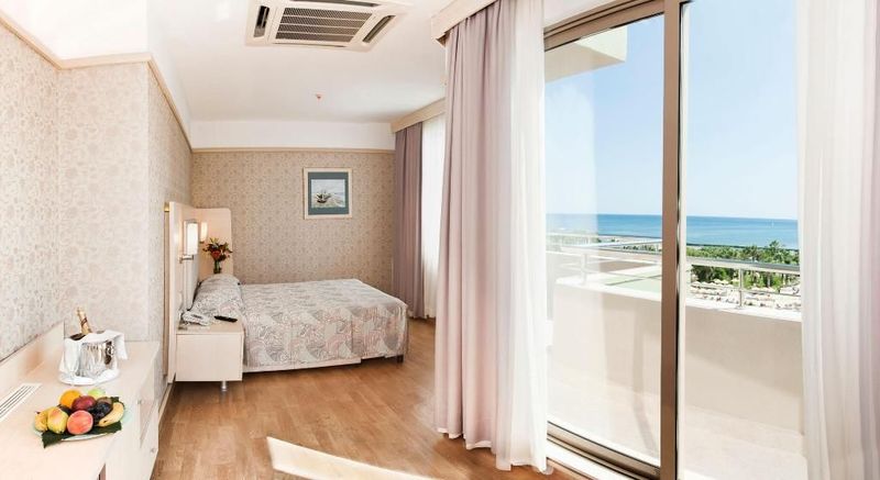 VONRESORT Golden Coast - Image 2