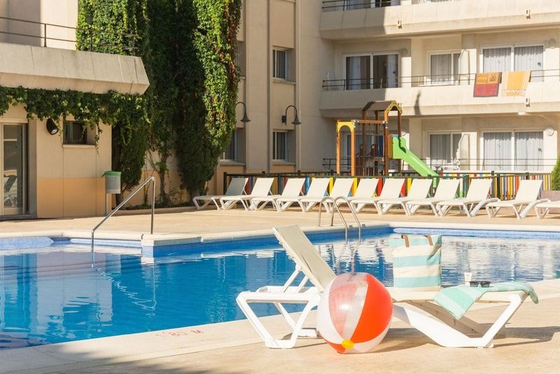 Hotel Salou Beach Rentalmar - Image 4