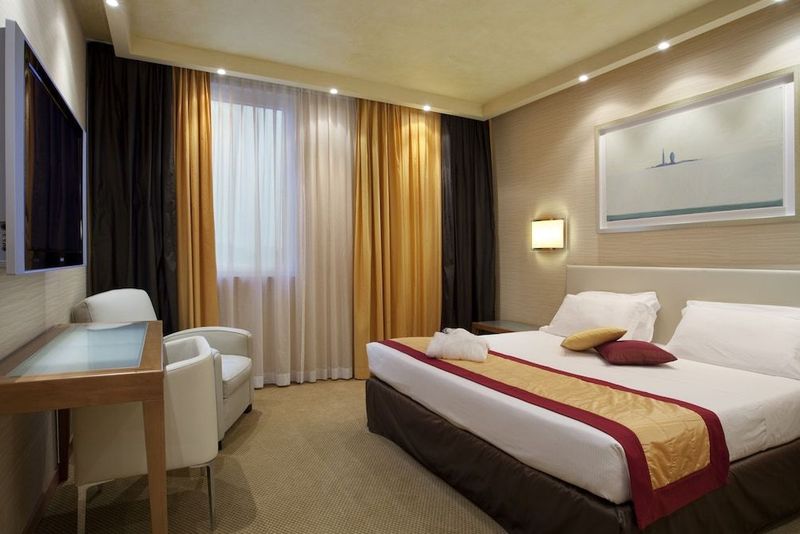 Crowne Plaza Padova - Image 10