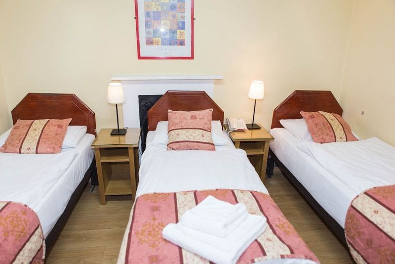 Shakespeare Hotel - Image 6