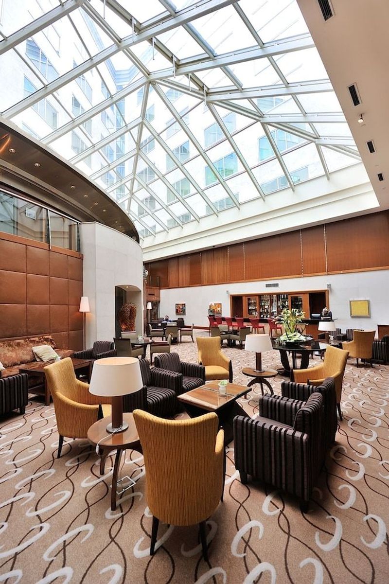 Regent Warsaw Hotel (ex Hyatt Regency Warsaw) - Image 7