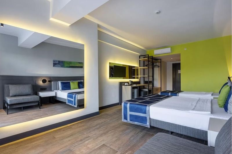 NoxInn Deluxe Hotel - Image 5