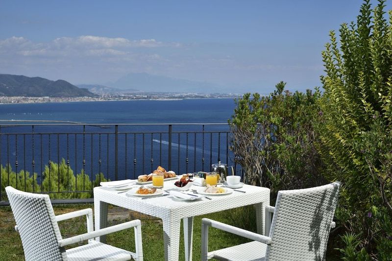 Raito Hotel - Image 8