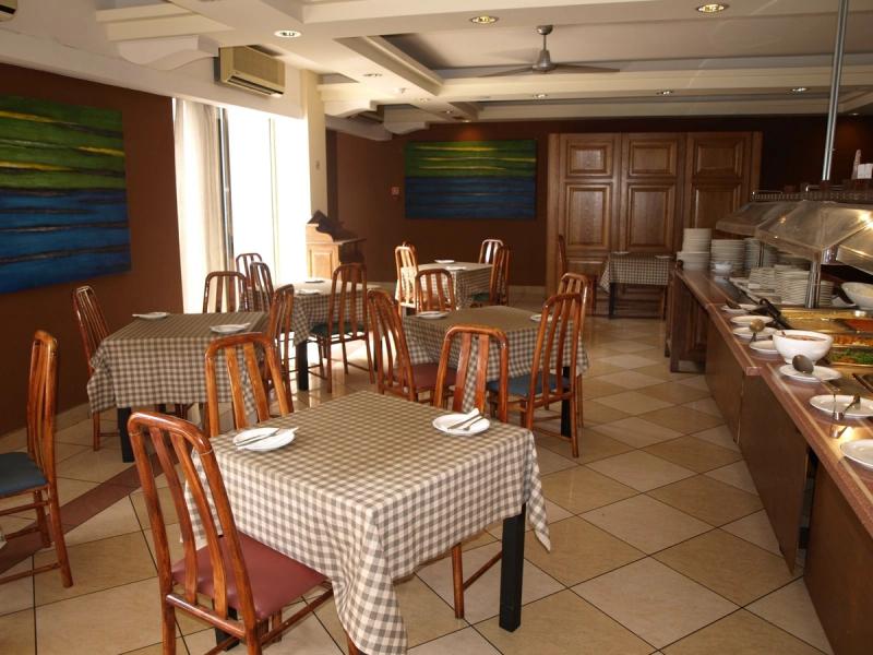 St. George's Park Hotel - Image 7