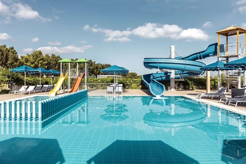 Ramira Beach Hotel - Image 8