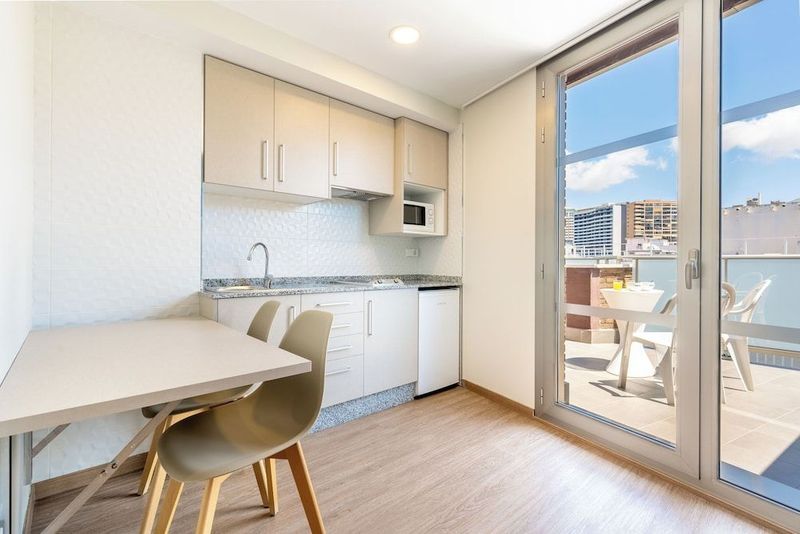 Estudios Benidorm - Image 5