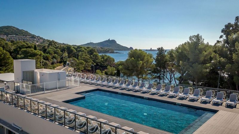 SOWELL HOTELS La Plage - Image 3