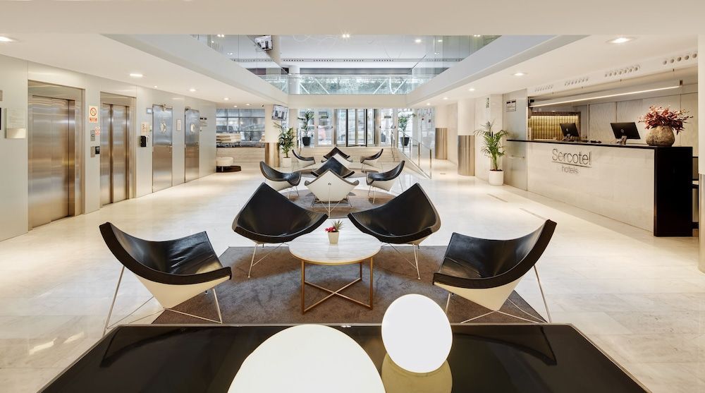 Ayre Hotel Caspe - Image 10