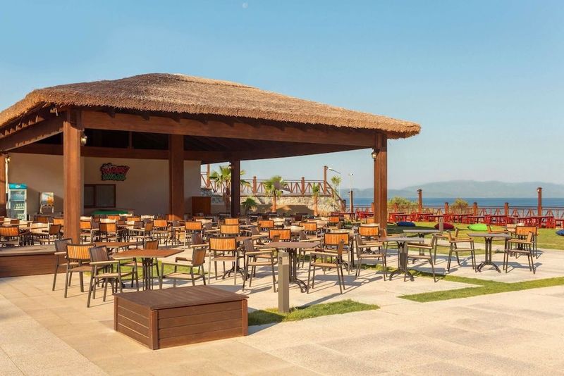 Ramada Resort Kusadasi & Golf - Image 10