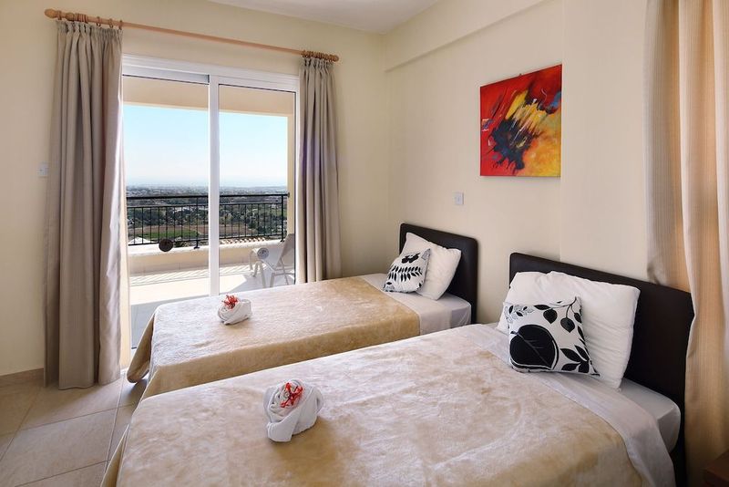 Club St. George Resort - Image 3