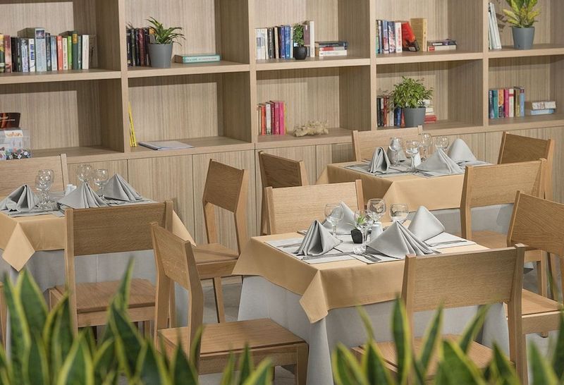 HVD Viva Club Hotel - Image 6