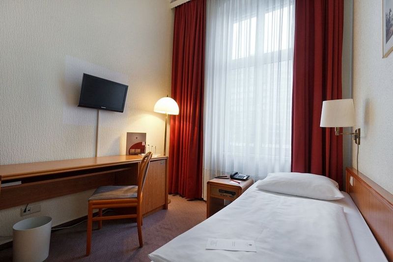 acom Hotel Berlin Kurfürstendamm - Image 8