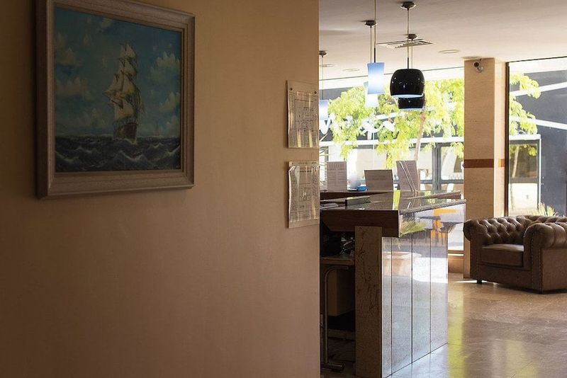 Hotel Avenida Praia - Image 10