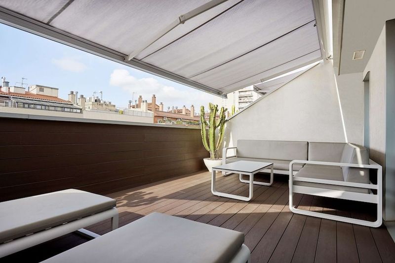 NH Sants Barcelona - Image 1