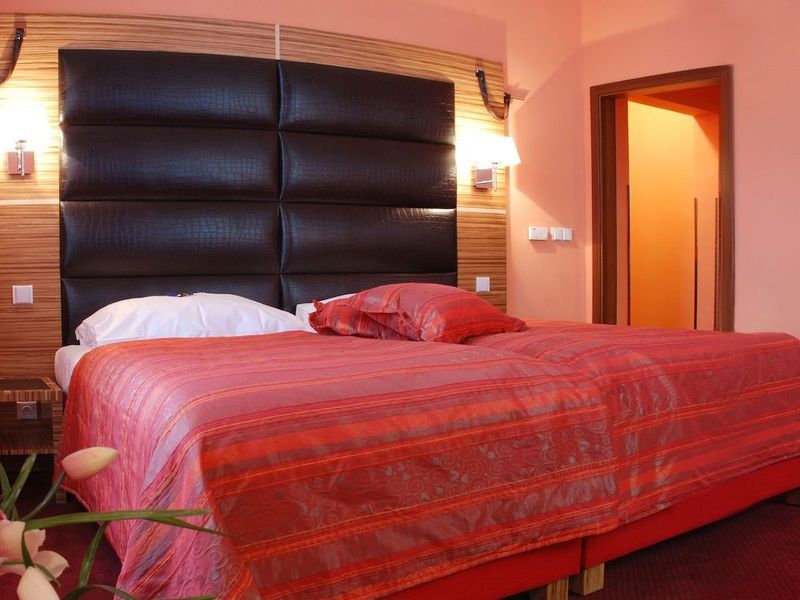 EA Hotel Sonata - Image 6