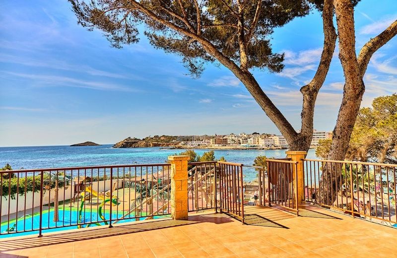 Leonardo Royal Hotel Ibiza Santa Eulalia - Image 8