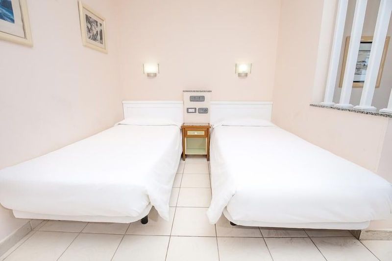 Apartamentos Olympia - Image 8