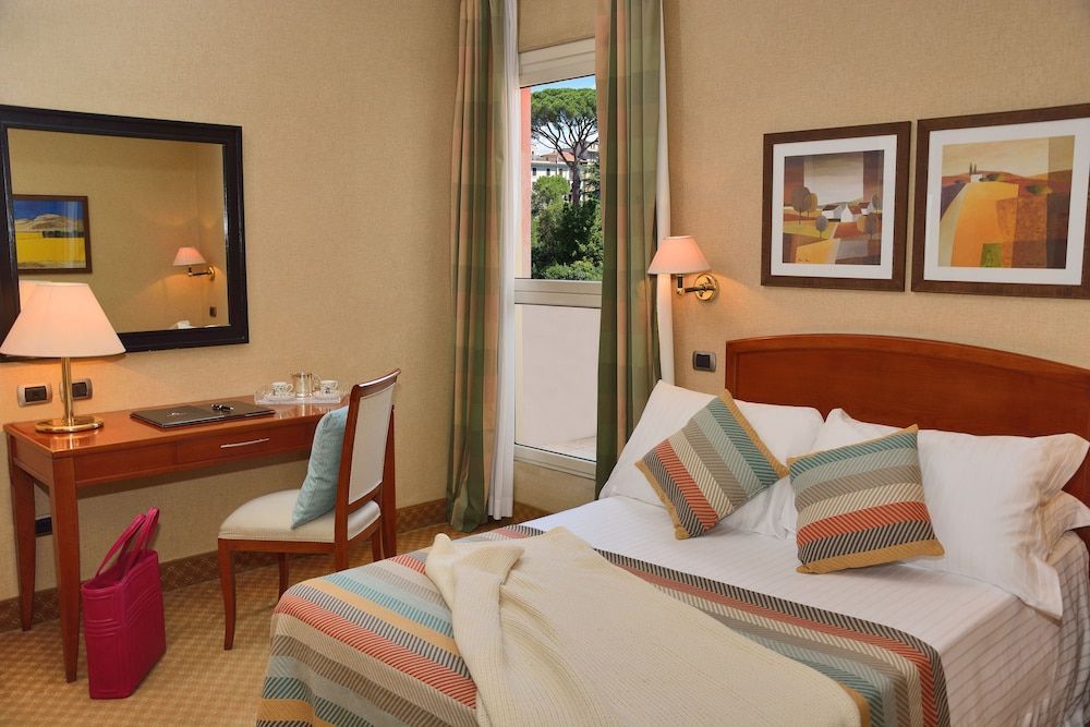 LH Hotel Lloyd Rome - Image 3