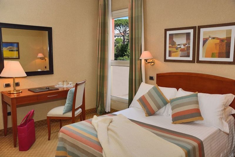 LH Hotel Lloyd Rome - Image 2