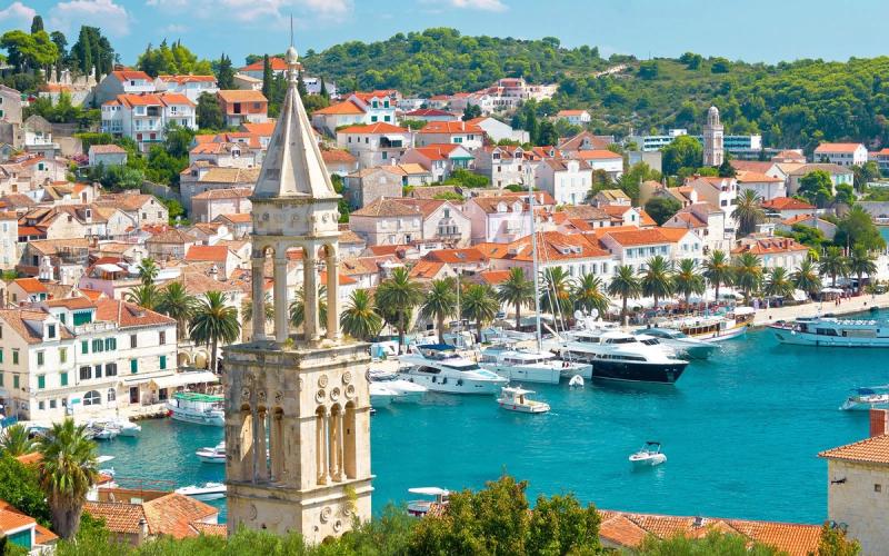 Velkommen til Hvar by